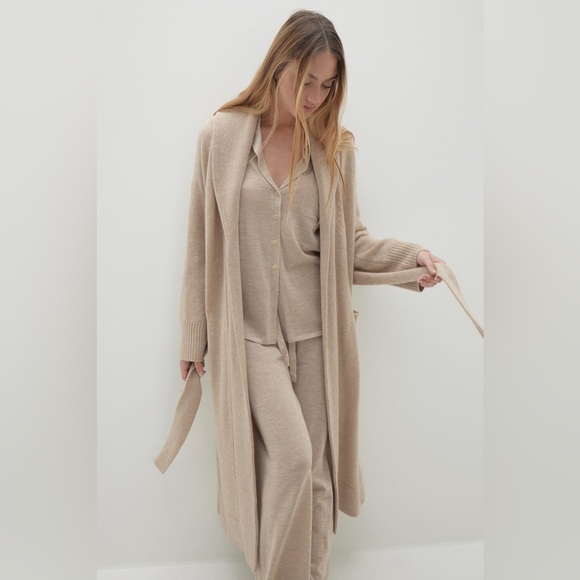 NEW NakedCashmere Chocolate Brown Ynes Tie-Belt 100% Cashmere Belted Robe NWT - Picture 11 of 15